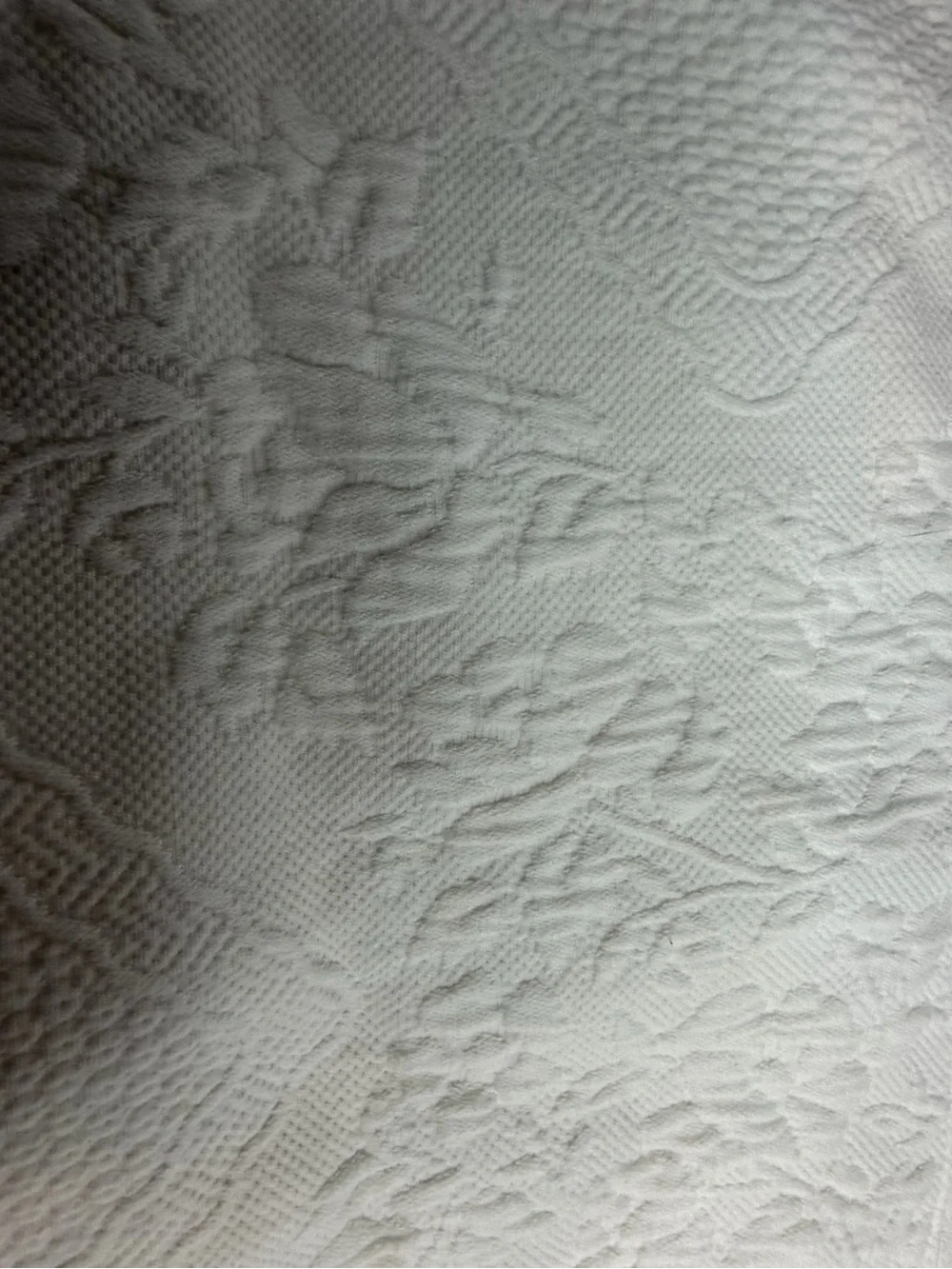 White Cotton Matelasse Quilted Scalloped Pillow Shams Vintage 2